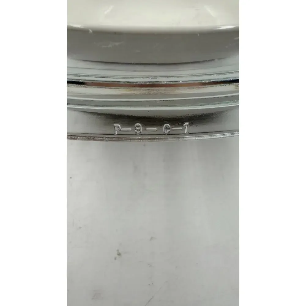 Vintage CorningWare Cookmates SP-2 1/2-A 2.5-quart casserole dish.